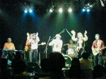 middle_1205687614.jpg